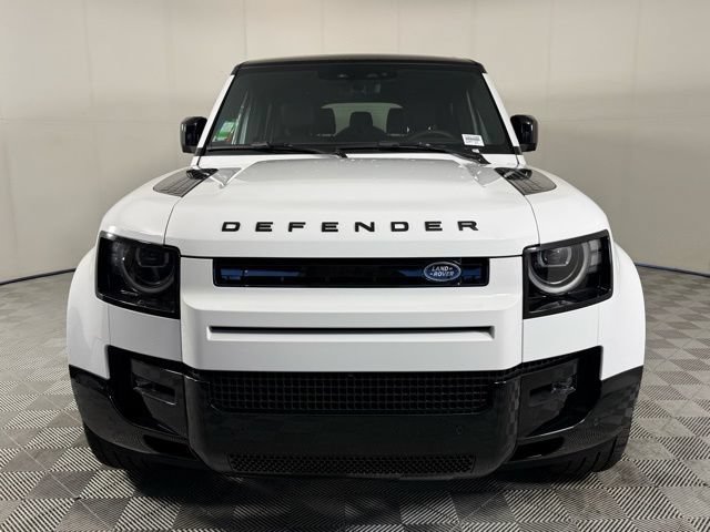 New 2026 Land Rover Defender 130 V8 AWD/4WD image 11
