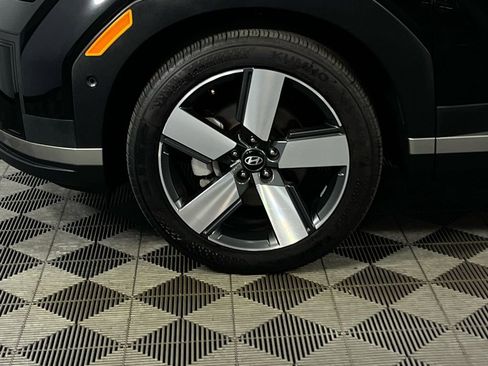 Used 2024 Hyundai Santa Fe Limited image 12