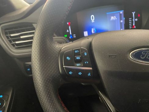 Used 2024 Ford Escape ST-Line w/ Tech Pack #1 AWD/4WD image 38