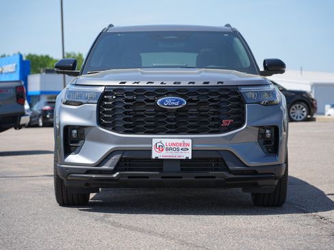 New 2026 Ford Explorer ST w/ Sun And Sound Package AWD/4WD image 9