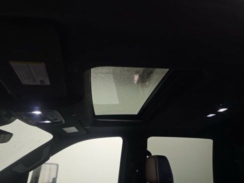 Used 2024 GMC Sierra 2500 Denali Ultimate AWD/4WD image 10