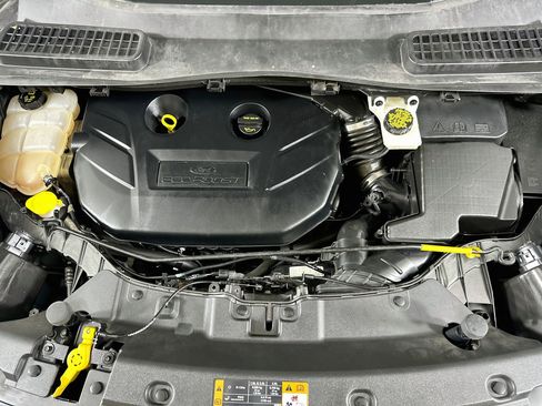 Used 2016 Ford Escape Titanium w/ Equipment Group 301A FWD image 34