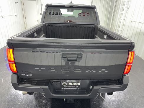 New 2026 Toyota Tacoma SR5 AWD/4WD image 38