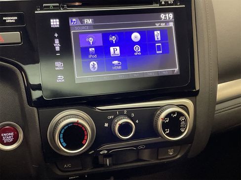 Used 2016 Honda Fit EX image 31