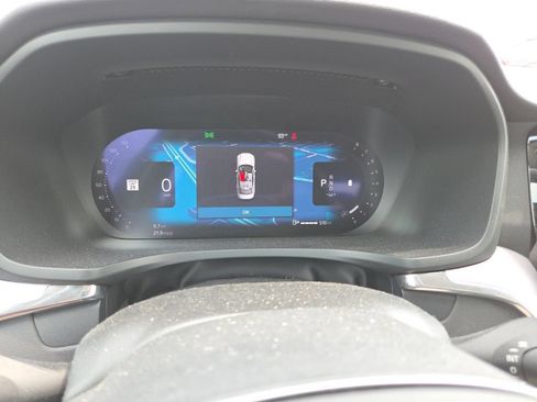 Used 2024 Volvo S60 B5 Core FWD image 15