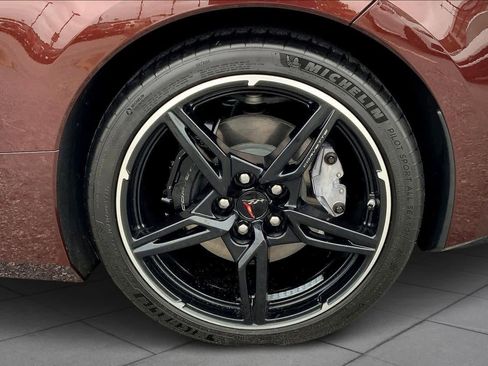 Used 2022 Chevrolet Corvette Stingray Coupe w/ 1LT image 10