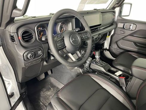 New 2026 Jeep Gladiator Rubicon image 2