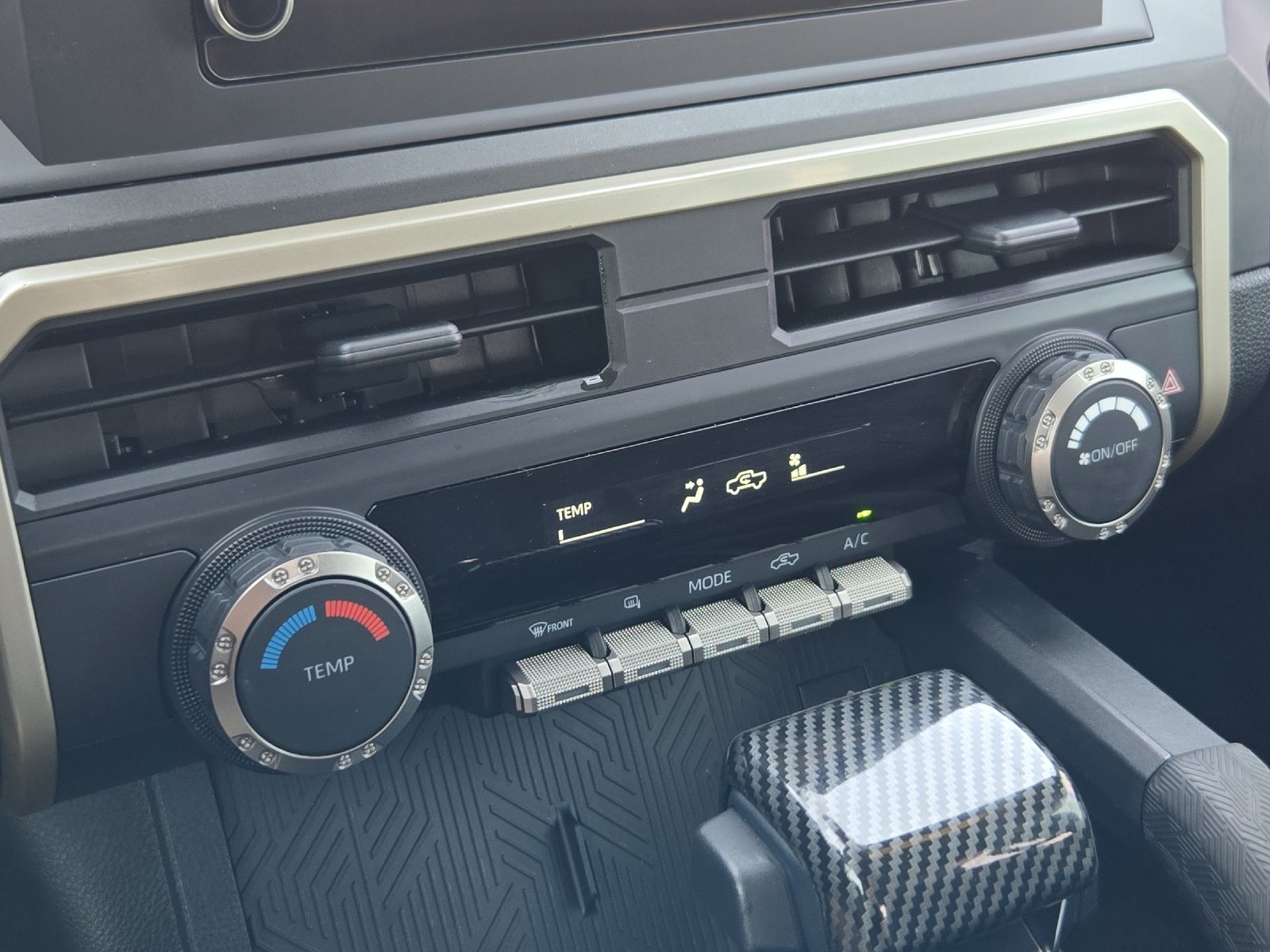 Certified 2025 Toyota Tacoma SR AWD/4WD image 18