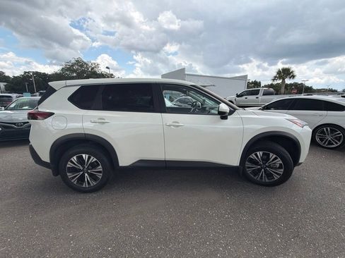 Used 2023 Nissan Rogue SV AWD/4WD image 11