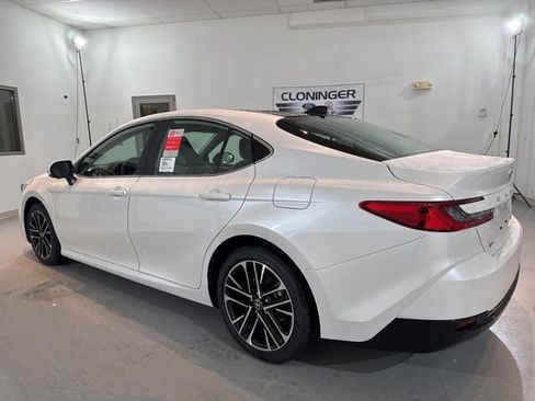 New 2026 Toyota Camry XLE image 5