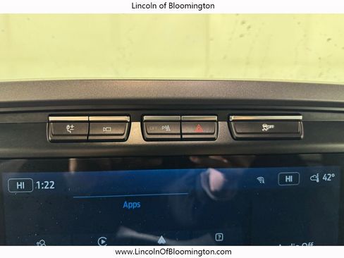 Used 2022 Ford F150 Lariat w/ Equipment Group 502A High image 41