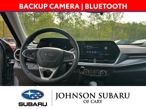Used 2025 Chevrolet Trax ACTIV w/ Driver Confidence Package image 8