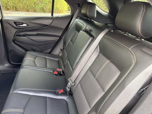 Used 2023 Chevrolet Equinox Premier FWD image 11