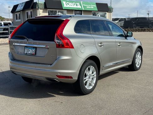 Used 2016 Volvo XC60 T5 Premier image 8