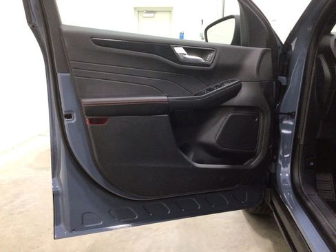 New 2026 Ford Escape ST-Line w/ Tech Pack #1 AWD/4WD image 23