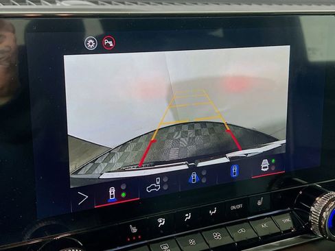 New 2026 GMC Canyon Elevation image 11