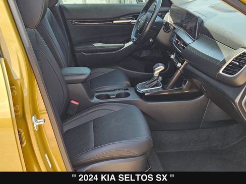 Used 2024 Kia Seltos SX AWD/4WD image 29