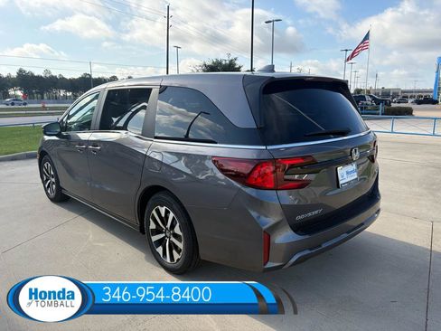 New 2026 Honda Odyssey EX-L image 4
