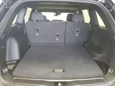 New 2025 Jeep Grand Cherokee Laredo X w/ Trailer Tow Package image 24