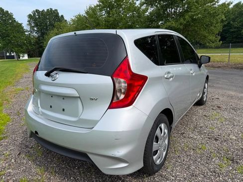 Used 2019 Nissan Versa Note SV FWD image 4