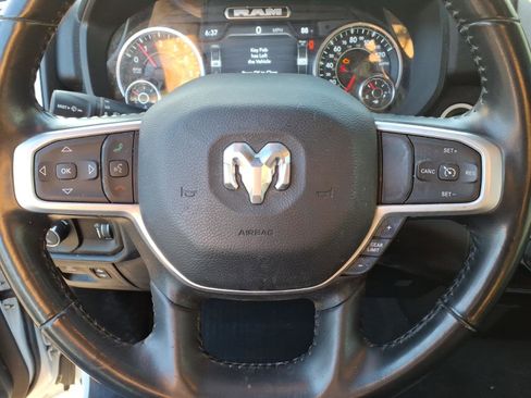 Used 2022 RAM 1500 Big Horn AWD/4WD image 14