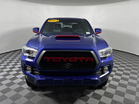 Used 2023 Toyota Tacoma TRD Sport AWD/4WD image 2