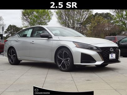 Used 2024 Nissan Altima 2.5 SR