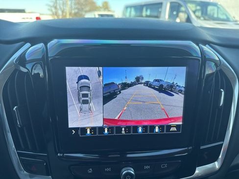Used 2021 Chevrolet Traverse RS image 11