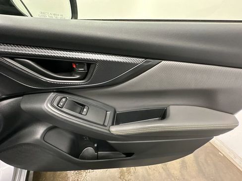 Used 2021 Subaru Crosstrek 2.5i Sport w/ Moonroof Package image 23