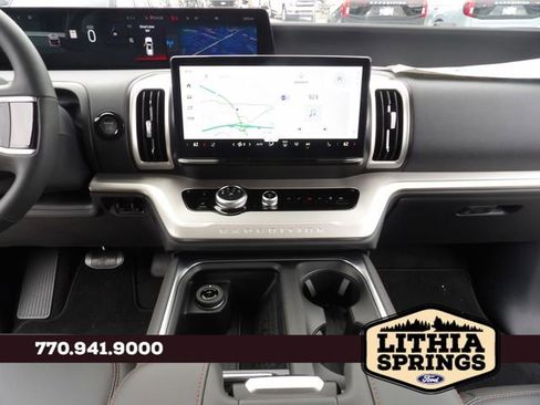New 2025 Ford Expedition Active RWD image 14