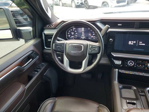 Used 2024 GMC Sierra 3500 Denali w/ Denali Reserve Package AWD/4WD image 13