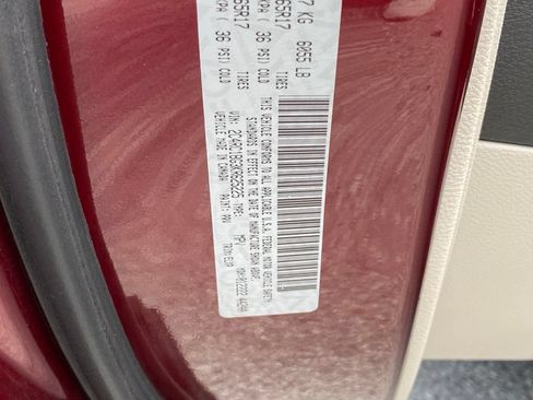 Used 2019 Chrysler Pacifica Touring-L FWD image 30