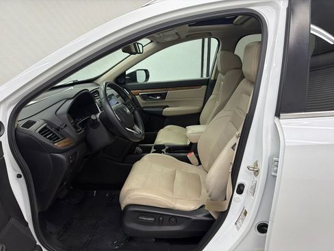 Used 2019 Honda CR-V Touring image 9