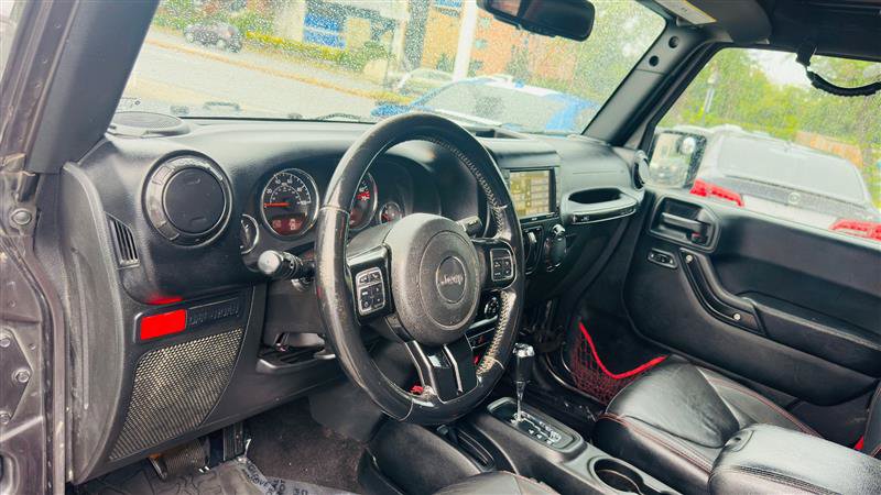Used 2018 Jeep Wrangler Rubicon AWD/4WD image 30