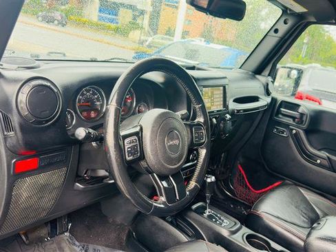 Used 2018 Jeep Wrangler Rubicon AWD/4WD image 30