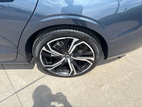 Certified 2023 Volvo S60 B5 Plus w/ Climate Package FWD image 14