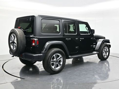 Used 2021 Jeep Wrangler Unlimited Sahara AWD/4WD image 5