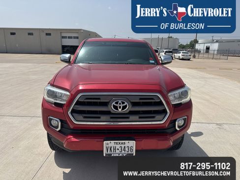Used 2016 Toyota Tacoma Limited w/ Towing Package AWD/4WD image 2