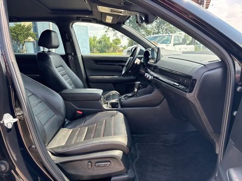 Used 2025 Honda CR-V Sport Touring image 23
