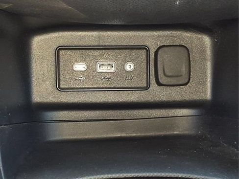 Used 2024 Chevrolet Equinox LT w/ LPO, Floor Liner Package AWD/4WD image 20