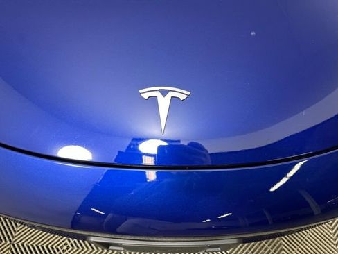 Used 2019 Tesla Model 3 Performance image 9