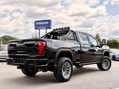 Used 2024 GMC Sierra 2500 Denali Ultimate w/ Max Trailering Package AWD/4WD image 7