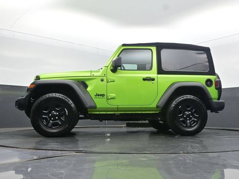 Used 2025 Jeep Wrangler Sport AWD/4WD image 44