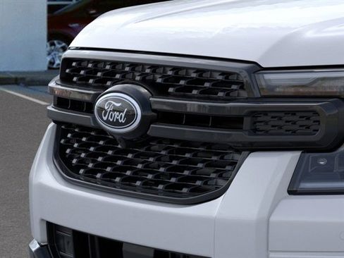 New 2025 Ford Ranger Lariat w/ FX4 Off-Road Package image 17