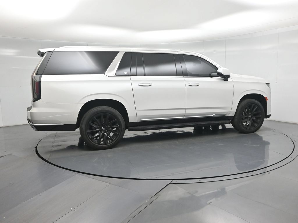 Used 2021 Cadillac Escalade ESV Luxury AWD/4WD image 3