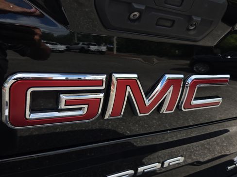 Certified 2021 GMC Sierra 1500 SLT w/ X31 Off-Road Package AWD/4WD image 30
