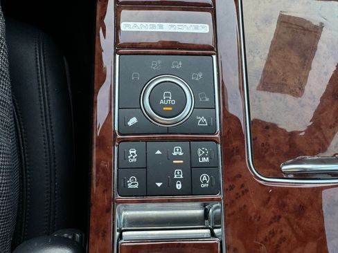 Used 2017 Land Rover Range Rover HSE image 76