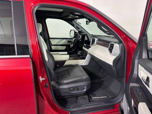 Used 2023 Toyota Sequoia Capstone AWD/4WD image 10