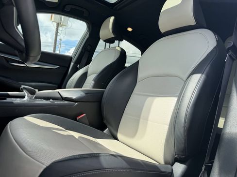 Used 2023 INFINITI QX55 Luxe w/ Cargo Package AWD/4WD image 12