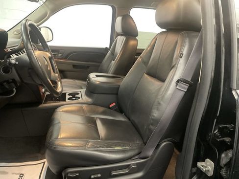 Used 2014 Chevrolet Tahoe LT AWD/4WD image 9